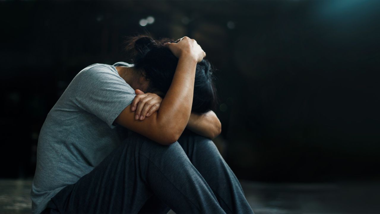 Cómo eliminar pensamientos negativos obsesivos